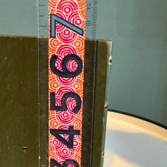 Wooden Painted Bookend With 3 Built In Drawers, In Excellent Condition - Picture 8 of 8